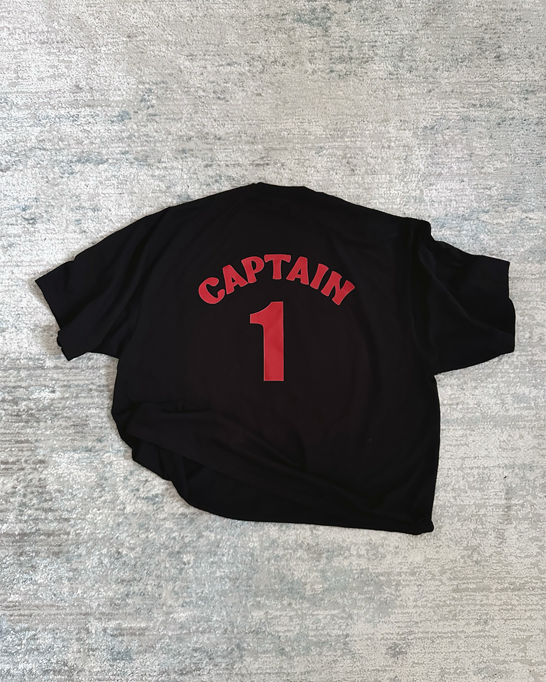 Captain 4-Panel Black Oversized Tee