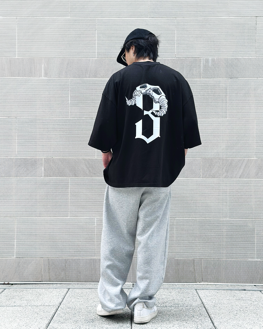 Los Numeros 3 Black Oversized Tee