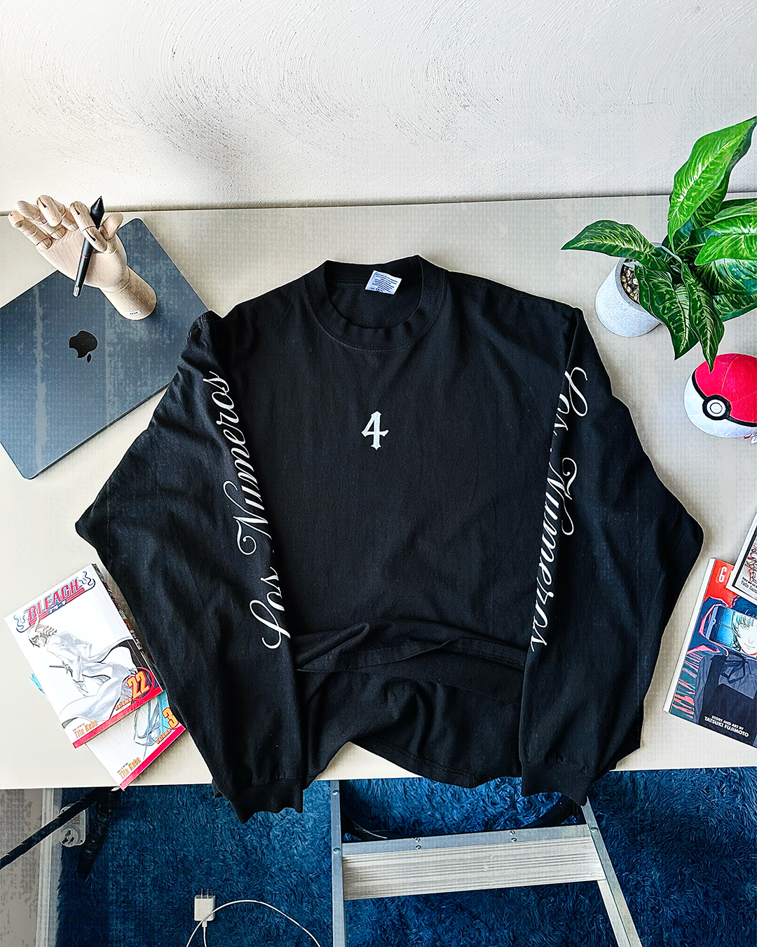 Los Numeros 4 Black Long Sleeve Shirt