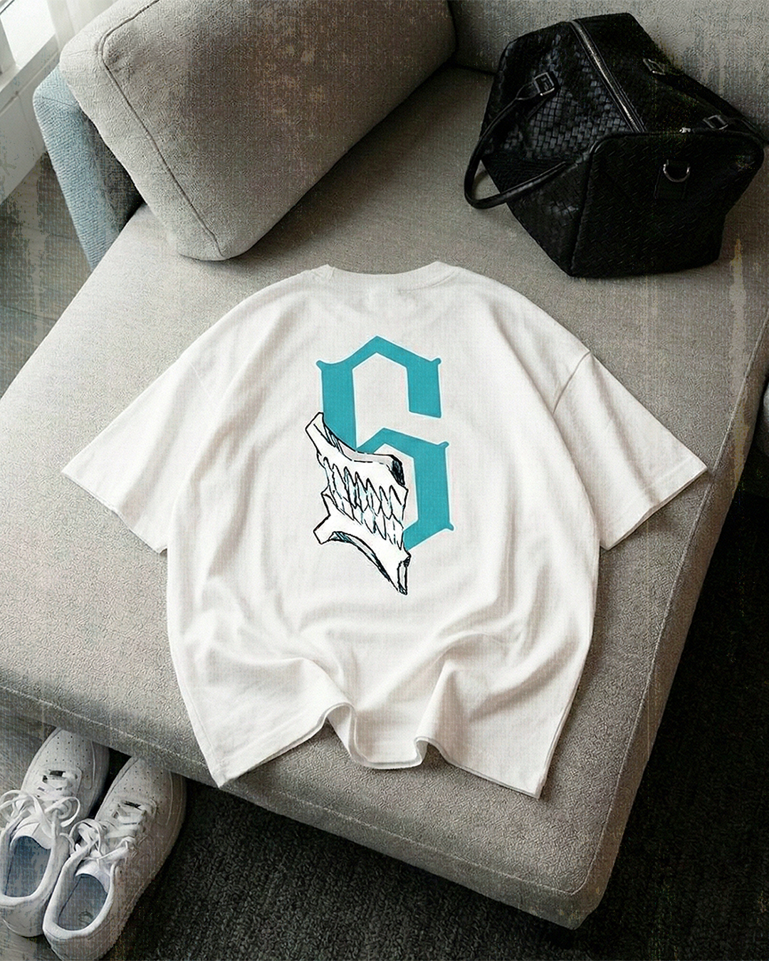 Los Numeros 6 White Oversized Tee