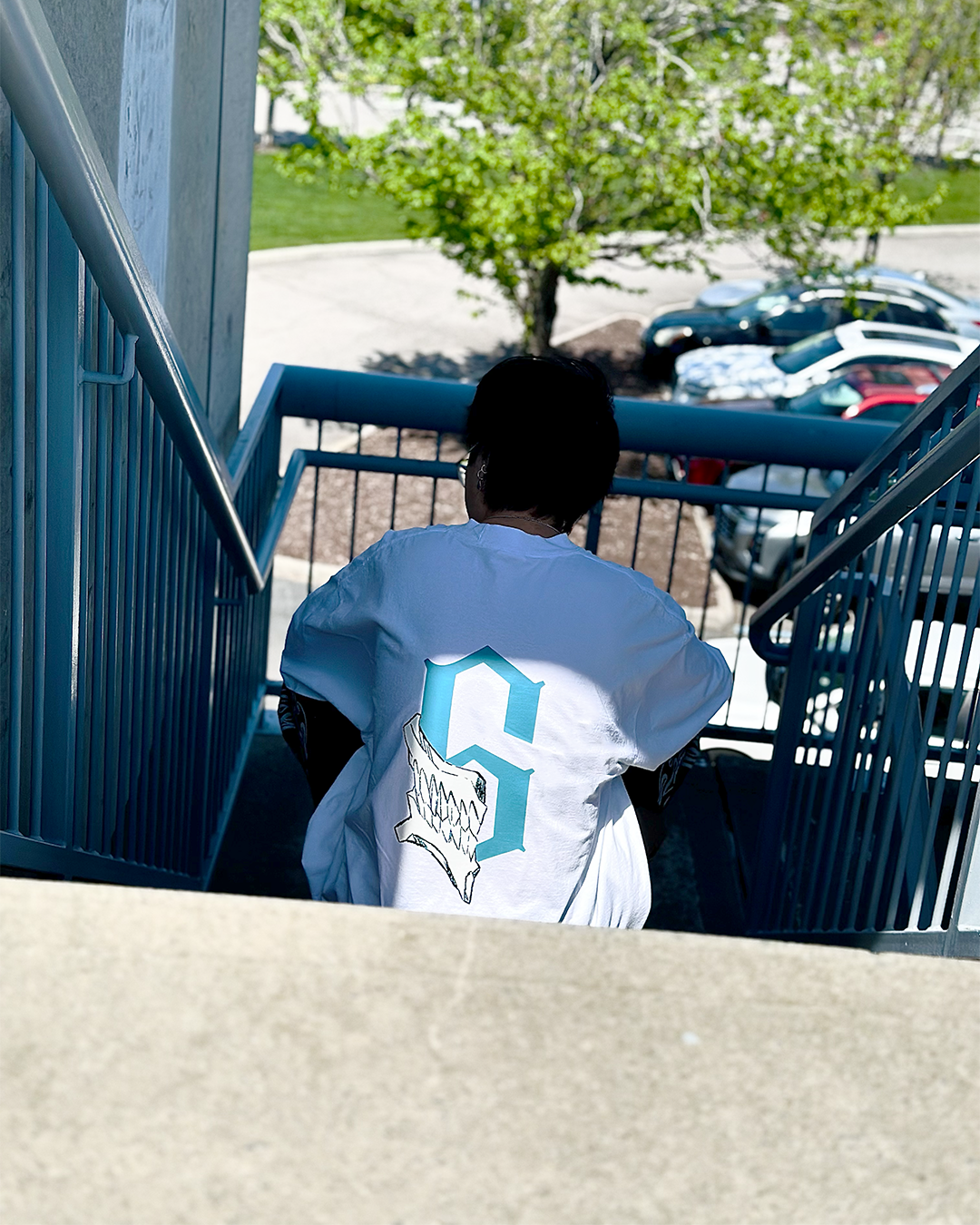 Bleach Grimmjow 6 White Drop Shoulder Tee