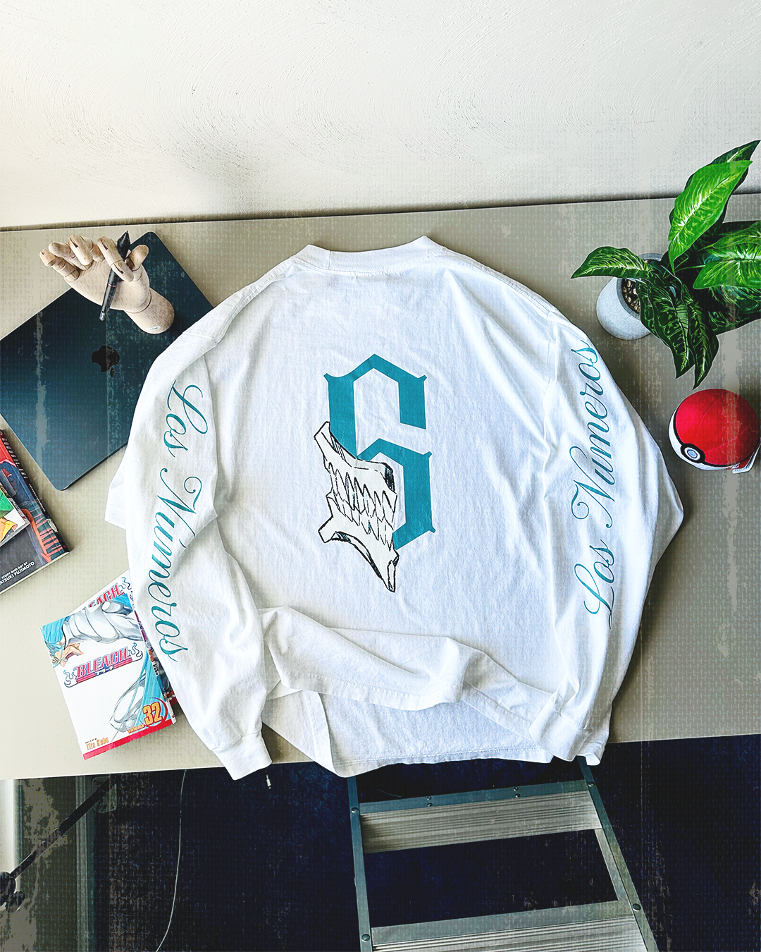 Los Numeros 6 White Long Sleeve Shirt