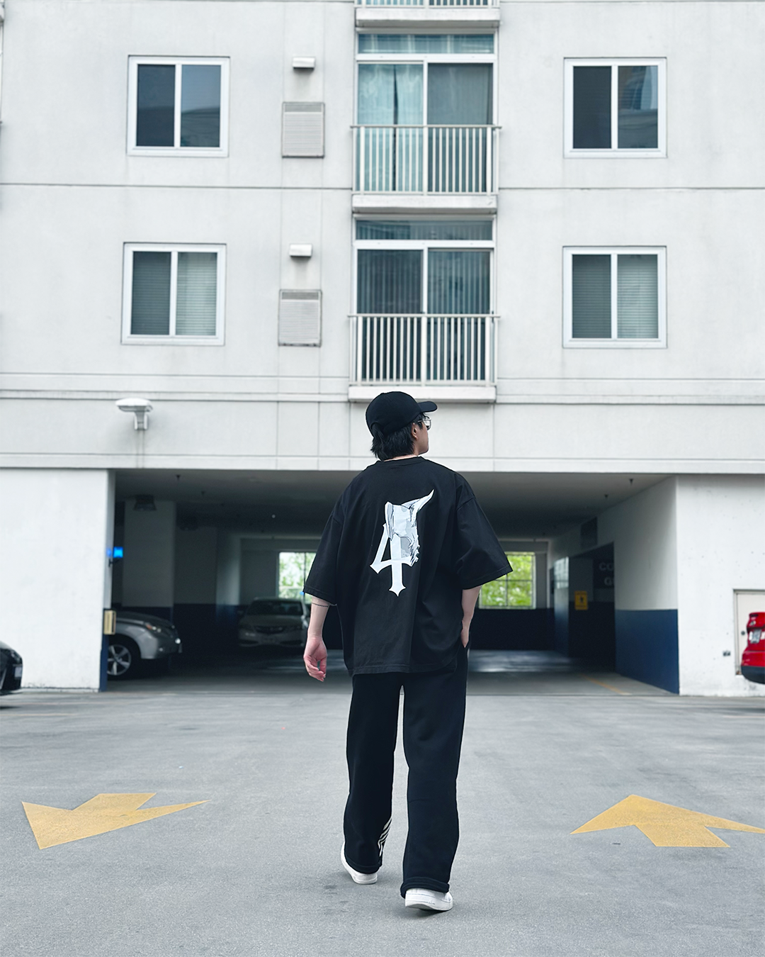 Bleach Ulquiorra 4 Black Drop Shoulder Tee