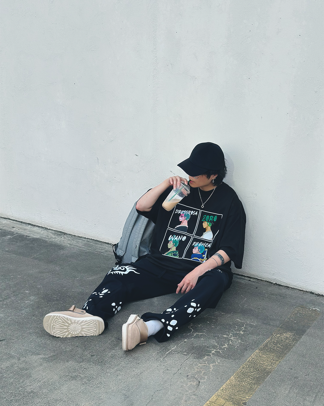 Zoro 4-Panel Black Oversized Tee
